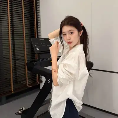 邵静